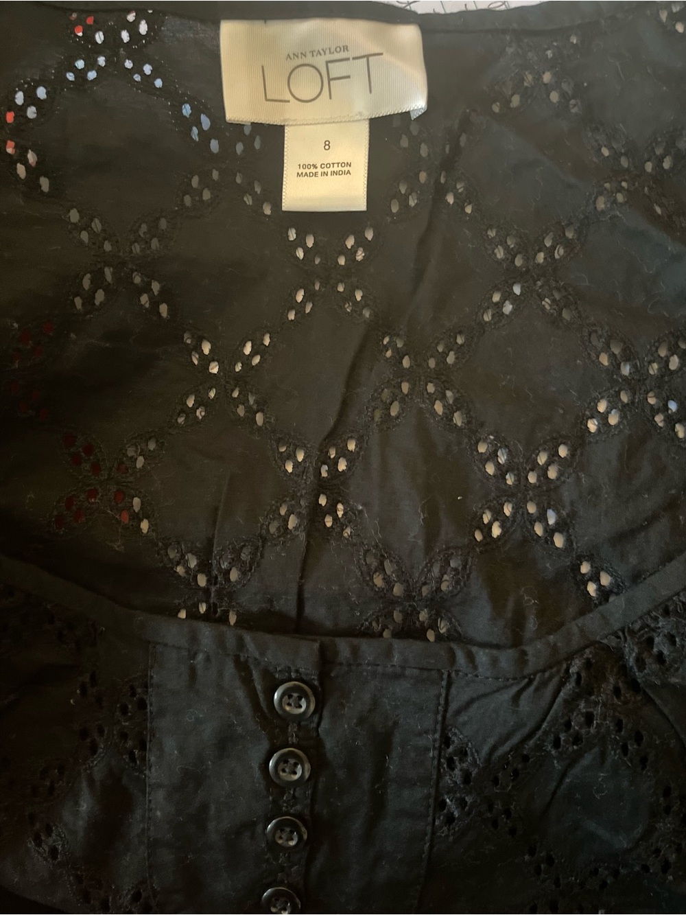 LOFT Black Eyelet Puff-Sleeve Women's Top - Size 8 - Picture 4 of 4